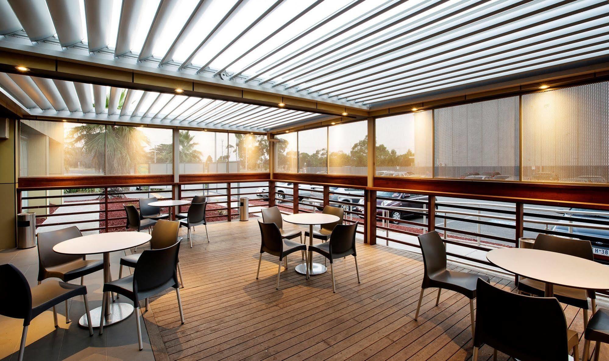 Nightcap At Westside Hotel Laverton Exterior foto
